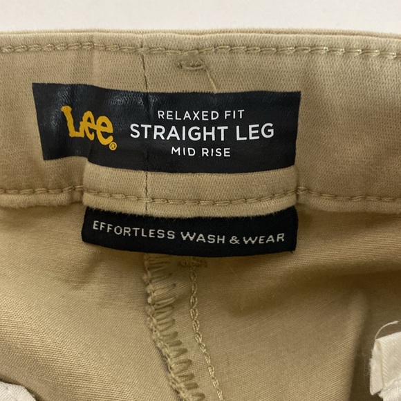 Lee All Day Pants Khaki Relaxed Fit Straight Leg Womens Size 18 Tall - Picture 12 of 13
